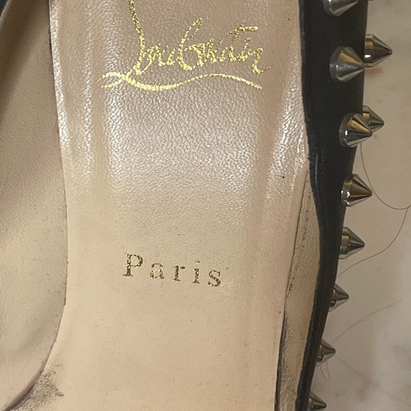 Christian Louboutin Black Very Prive
120 Nappa Studded Pumps size 38.5 - Picture 5 of 8